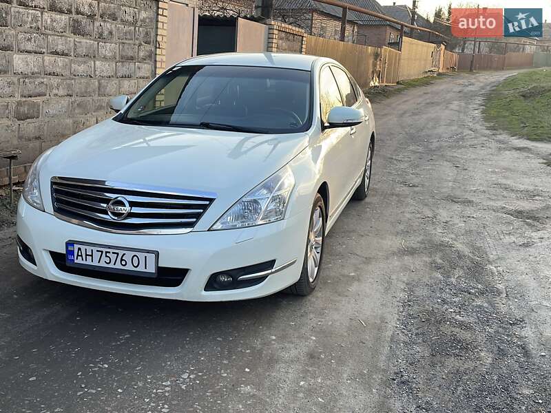 Седан Nissan Teana 2010 в Слов'янську