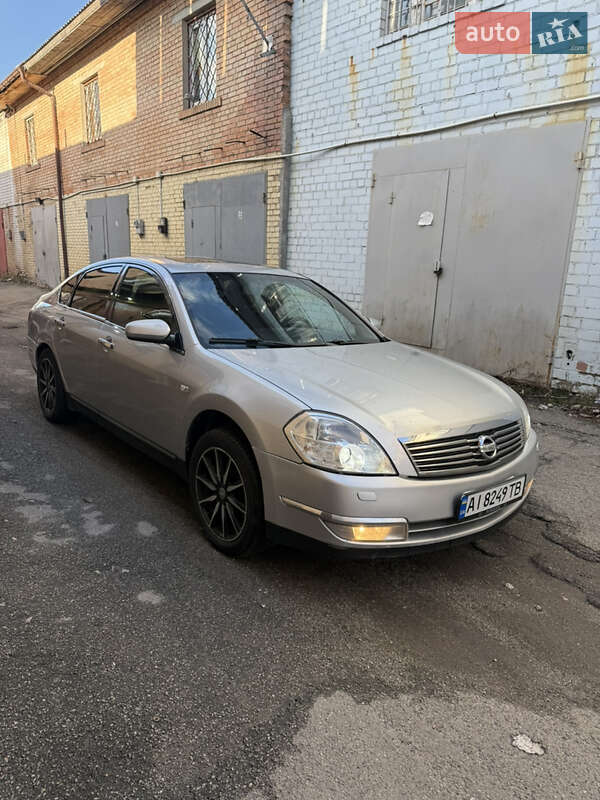 Седан Nissan Teana 2006 в Киеве
