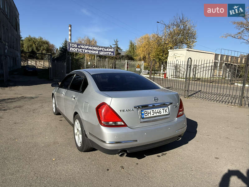 Седан Nissan Teana 2006 в Черноморске