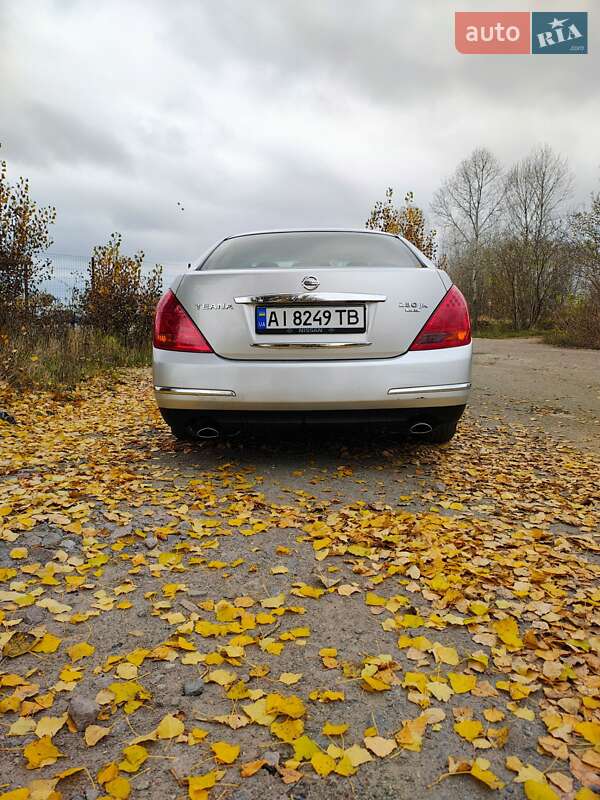 Седан Nissan Teana 2006 в Киеве