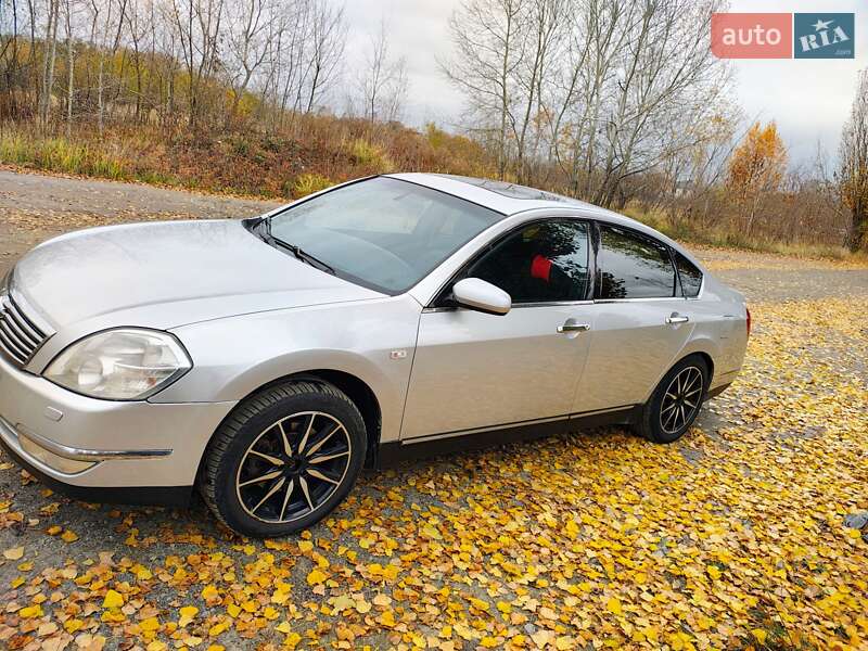 Седан Nissan Teana 2006 в Киеве