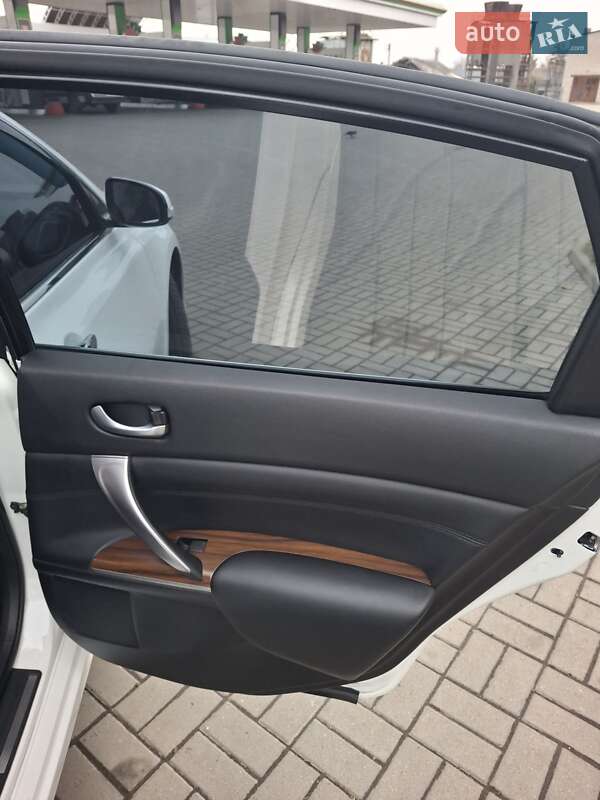 Седан Nissan Teana 2011 в Житомире