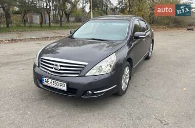 Седан Nissan Teana 2010 в Днепре