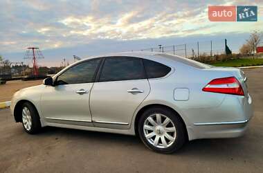 Седан Nissan Teana 2008 в Буче