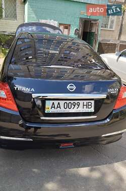 Седан Nissan Teana 2008 в Баре