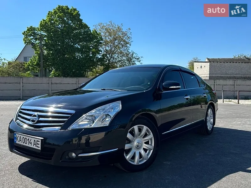 Nissan Teana