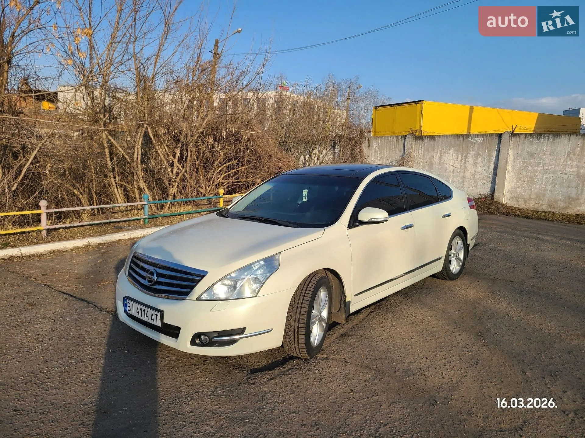 2010 Nissan Teana - фото 1