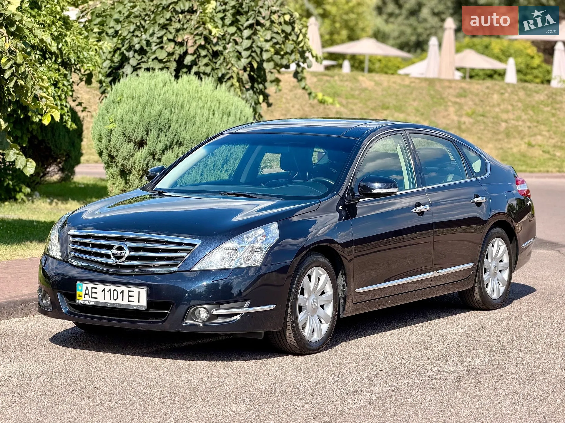 2010 Nissan Teana - фото 1