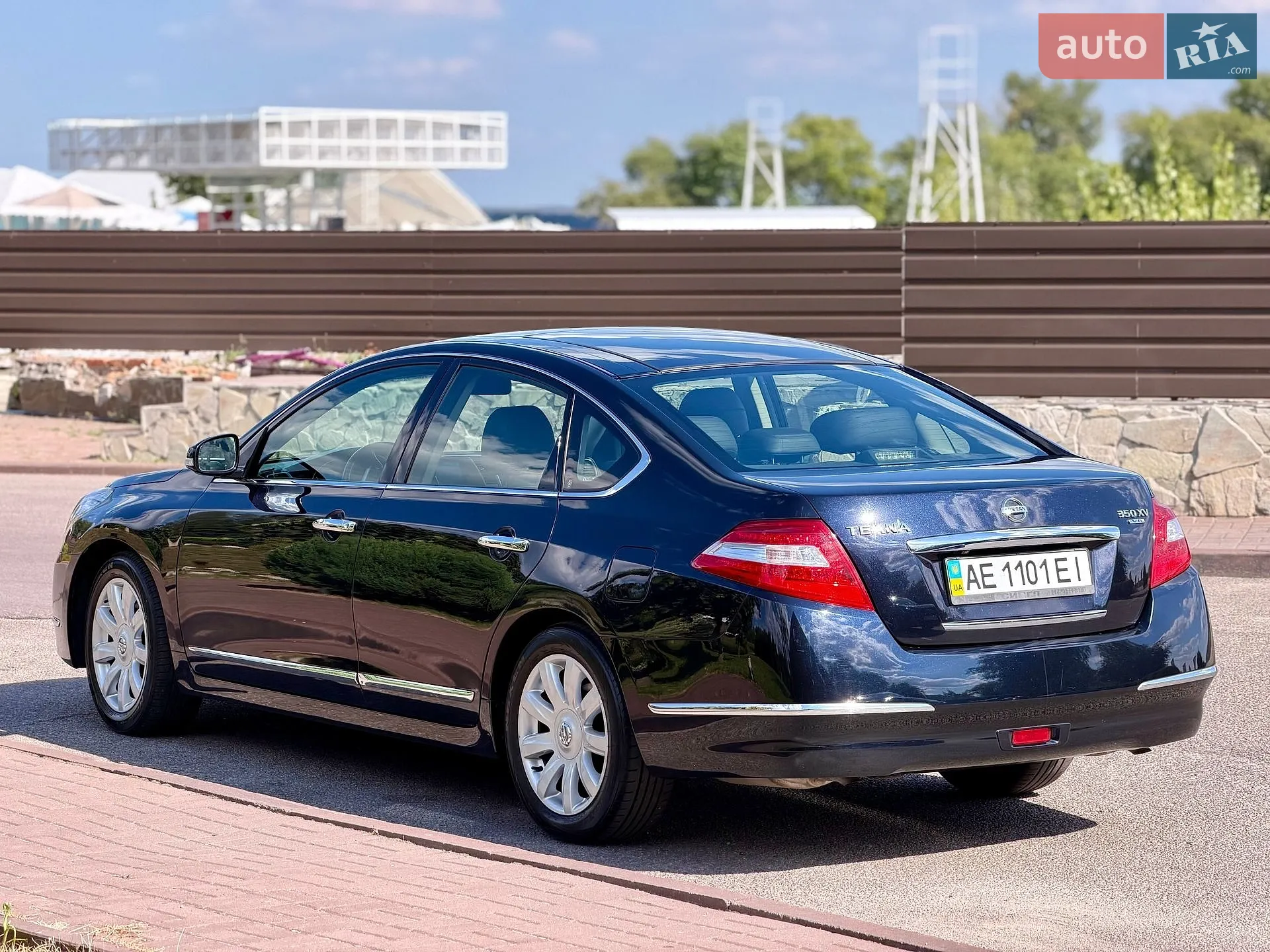 2010 Nissan Teana - мініатюра 11