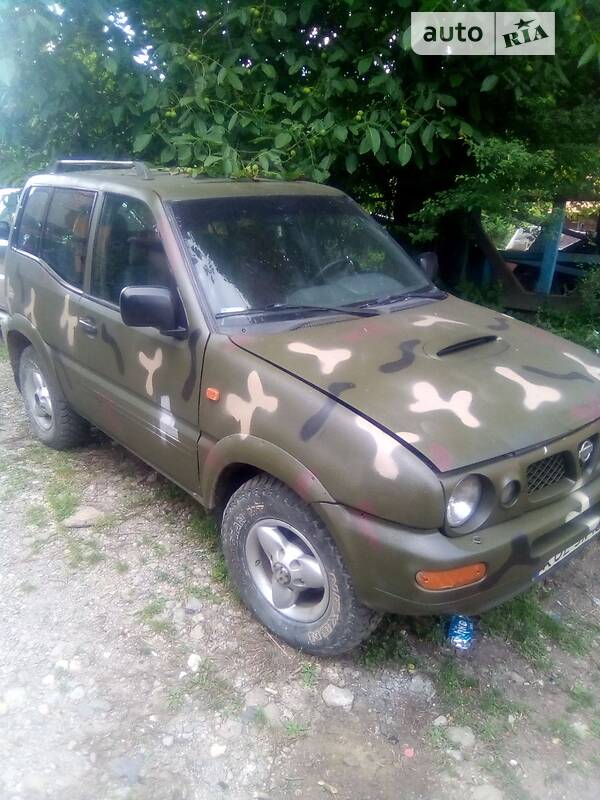 Nissan Terrano II