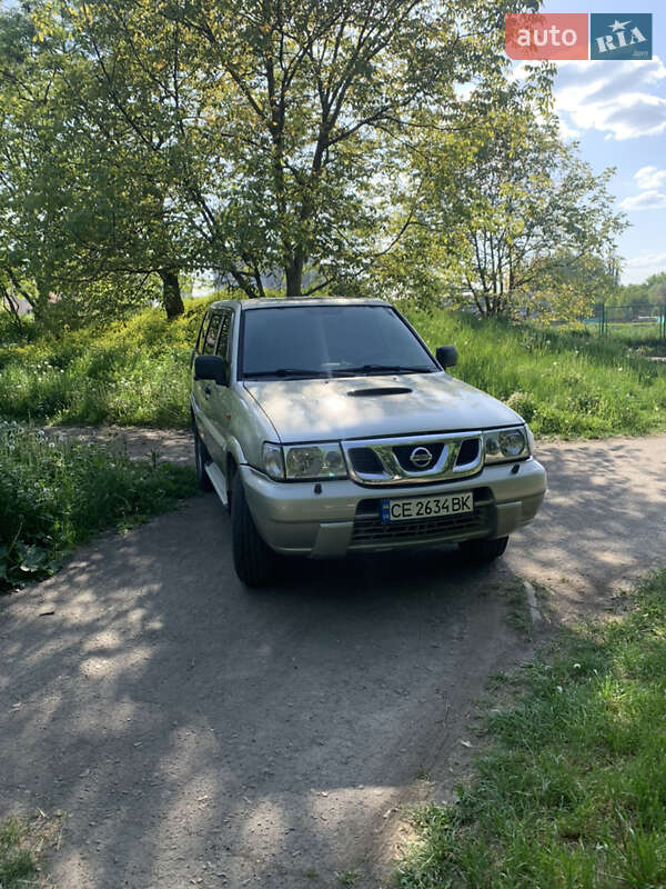 Позашляховик / Кросовер Nissan Terrano II 2004 в Хмельницькому