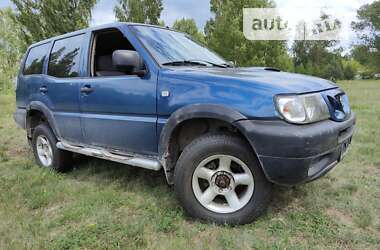 Внедорожник / Кроссовер Nissan Terrano II 2001 в Киеве