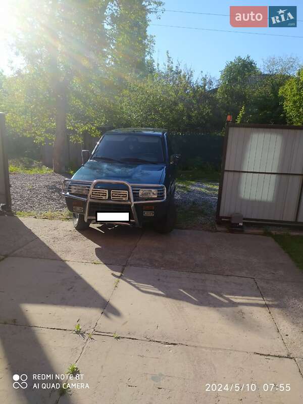 Позашляховик / Кросовер Nissan Terrano II 1994 в Боярці