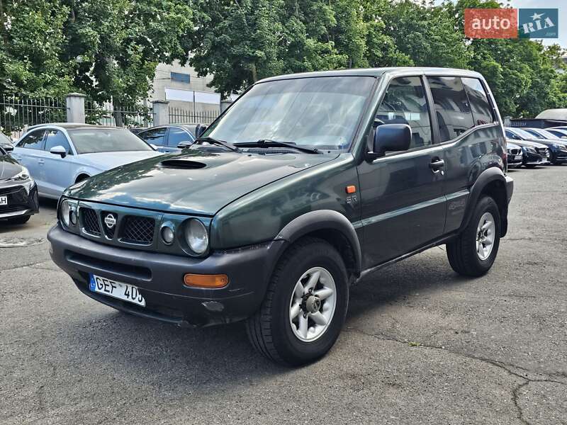 Nissan Terrano II 1998