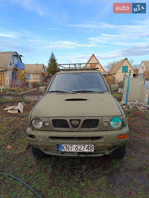 Nissan Terrano II 1999 Nissan Terrano II 1999