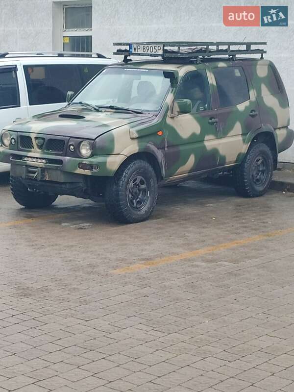 Nissan Terrano II 2006