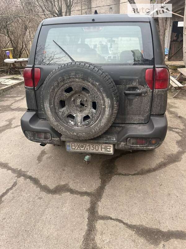 Nissan Terrano 2000