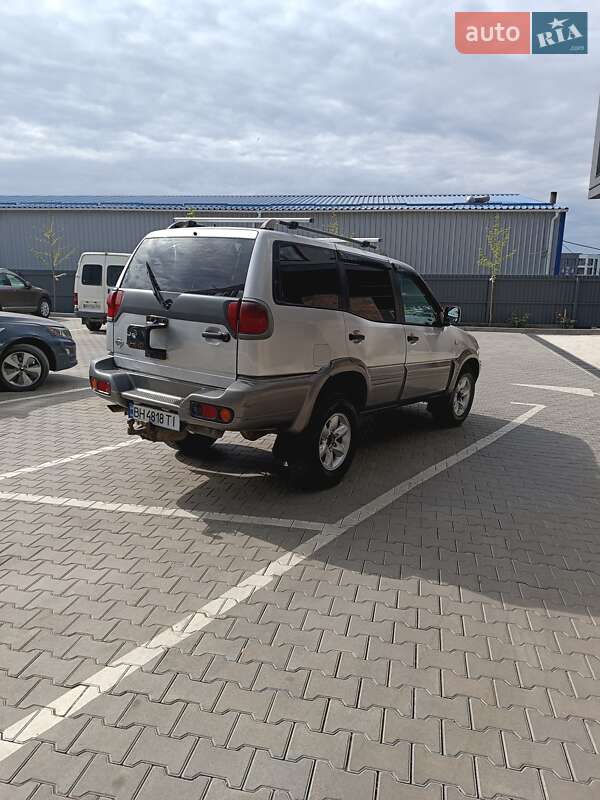 Позашляховик / Кросовер Nissan Terrano 2001 в Одесі