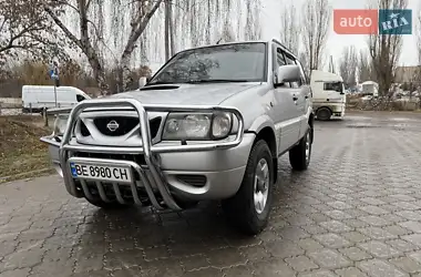 Nissan Terrano 2001