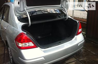 Седан Nissan TIIDA 2008 в 