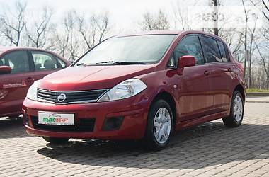 Хэтчбек Nissan TIIDA 2012 в Виннице