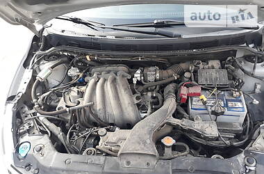 Хетчбек Nissan TIIDA 2008 в 
