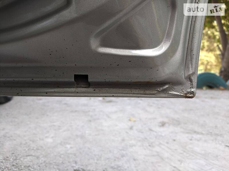 Седан Nissan TIIDA 2007 в Запоріжжі