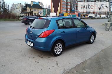 Хетчбек Nissan TIIDA 2008 в 
