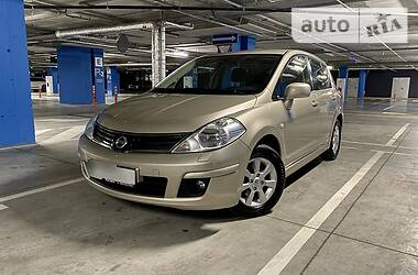Nissan TIIDA 2012 Nissan TIIDA 2012