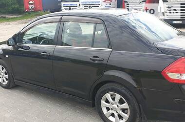 Седан Nissan TIIDA 2011 в 