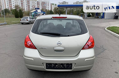 Хэтчбек Nissan TIIDA 2008 в Харькове