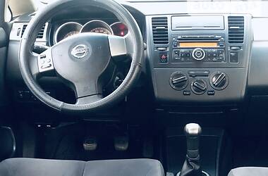 Седан Nissan TIIDA 2010 в Киеве