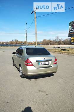 Седан Nissan TIIDA 2006 в Умани