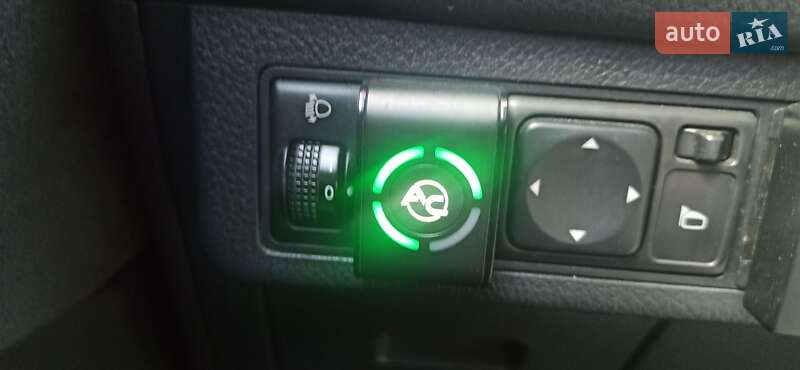 Седан Nissan TIIDA 2007 в Києві