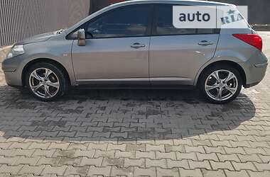 Хетчбек Nissan TIIDA 2007 в Чернігові