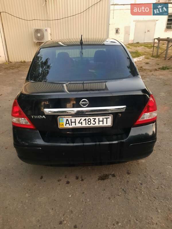 Седан Nissan TIIDA 2008 в Харкові
