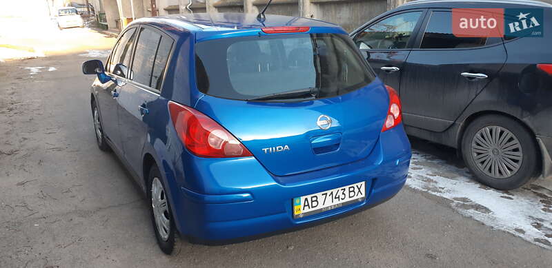 Хетчбек Nissan TIIDA 2008 в Вінниці