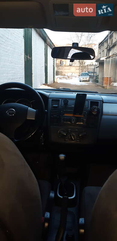 Хетчбек Nissan TIIDA 2008 в Вінниці