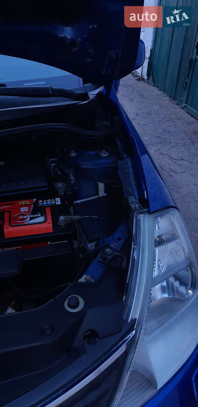 Хетчбек Nissan TIIDA 2008 в Вінниці