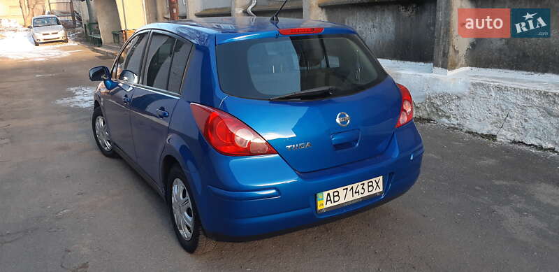 Хетчбек Nissan TIIDA 2008 в Вінниці