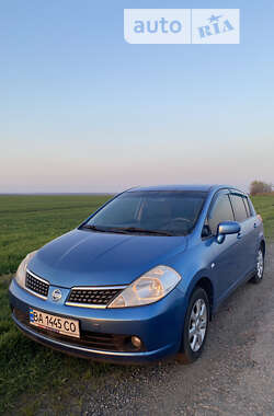 Хетчбек Nissan TIIDA 2007 в Кропивницькому