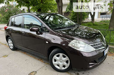 Хетчбек Nissan TIIDA 2011 в Одесі