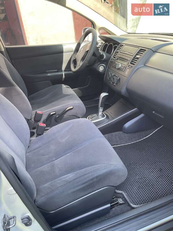 Хетчбек Nissan TIIDA 2008 в Черкасах