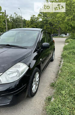 Хэтчбек Nissan TIIDA 2012 в Харькове