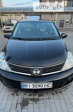 Nissan TIIDA 2007