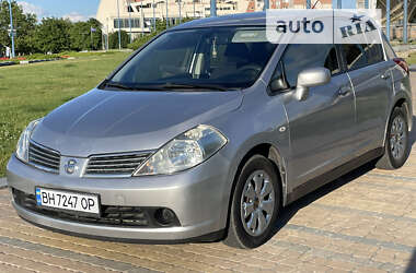 Хетчбек Nissan TIIDA 2008 в Одесі