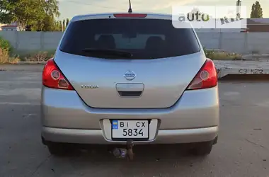 Nissan TIIDA 2007