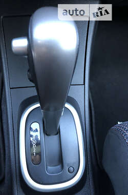 Хэтчбек Nissan TIIDA 2011 в 