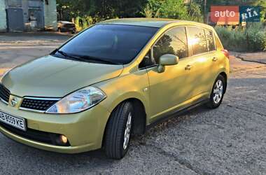 Nissan TIIDA 2008