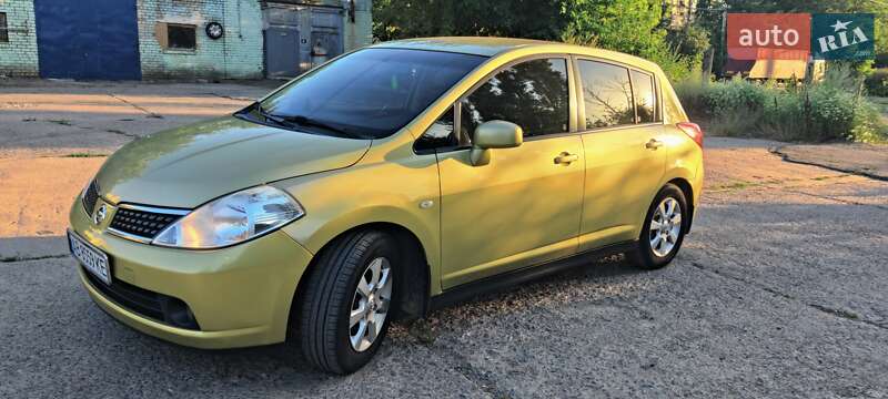 Хетчбек Nissan TIIDA 2008 в Ладижині